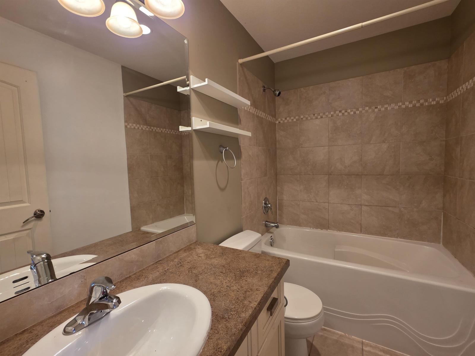 3 32792 LIGHTBODY COURT, Mission - Image 1