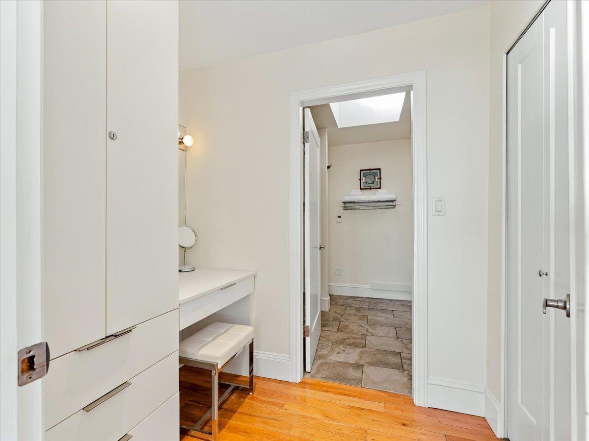 15068 VICTORIA AVENUE, White Rock