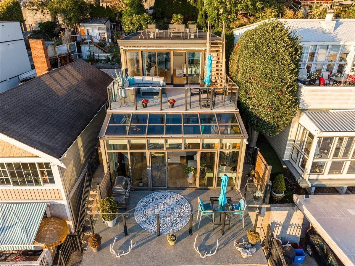 15068 VICTORIA AVENUE, White Rock