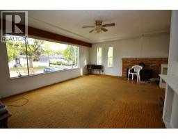 Kitchen - 1382 Mcbride Road Road, Kelowna, BC V1Y4A6 Photo 9