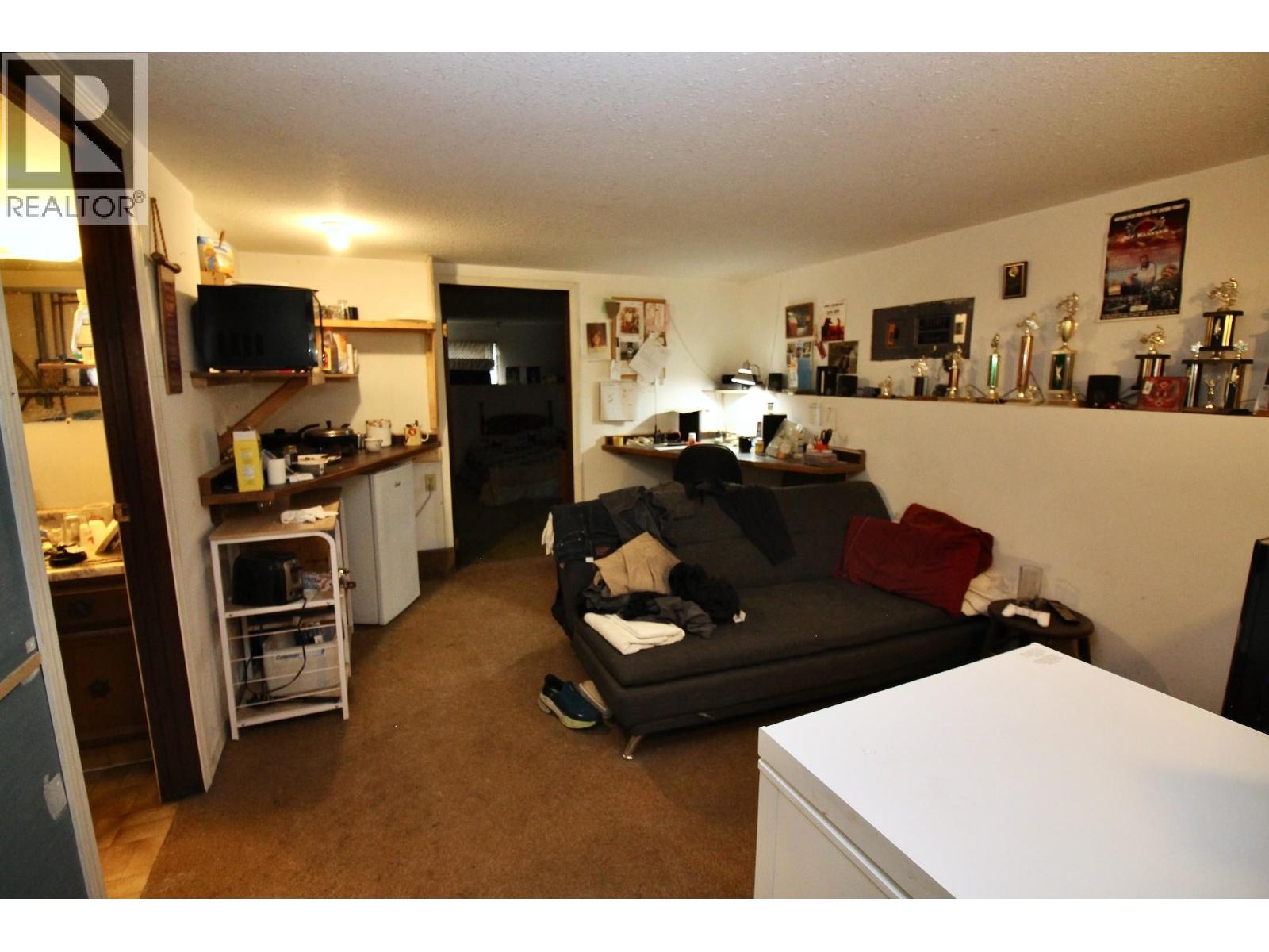  1382 McBride Road Road, Kelowna