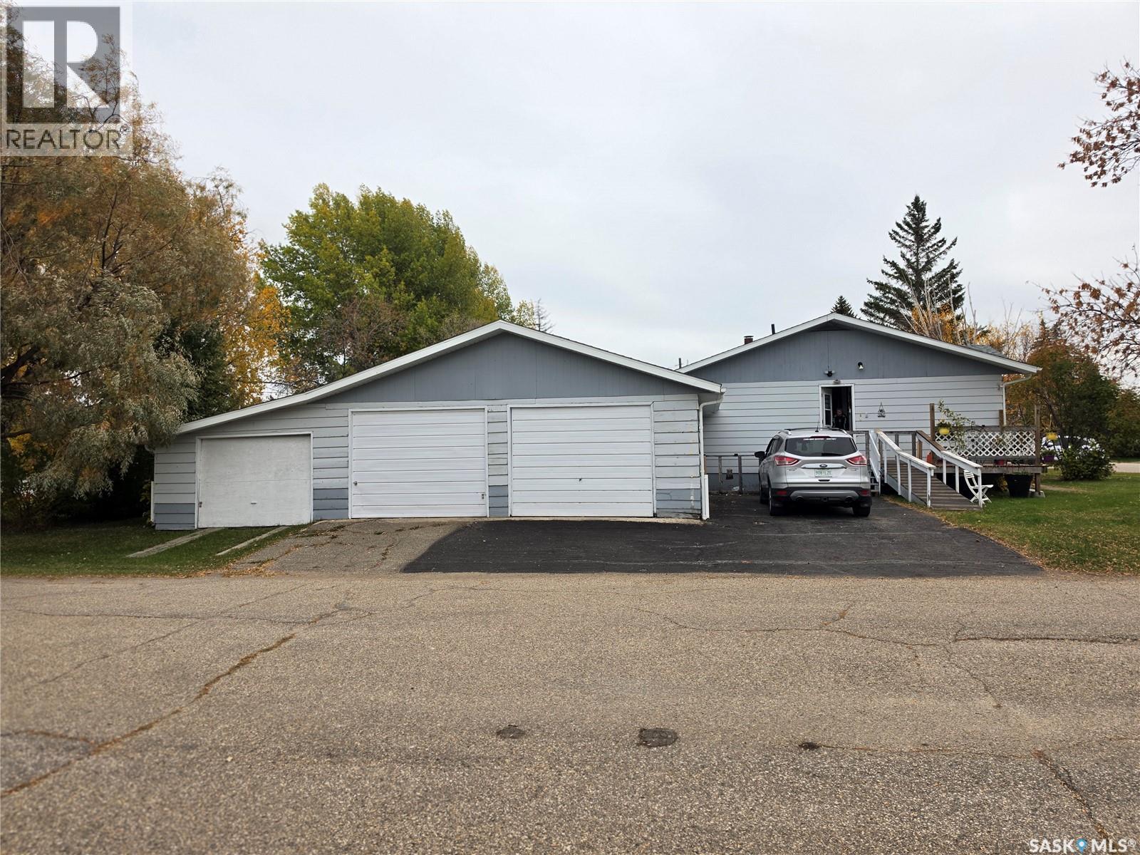 601 2nd AVENUE, Raymore — photo 3
