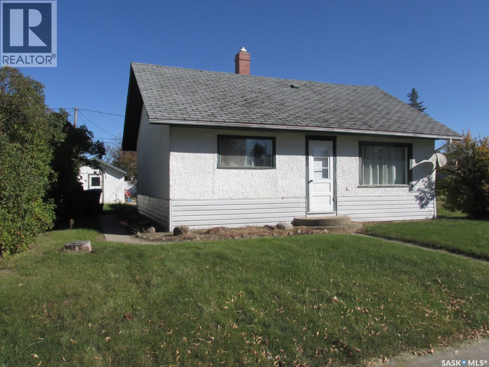 303 2nd STREET W - 1
