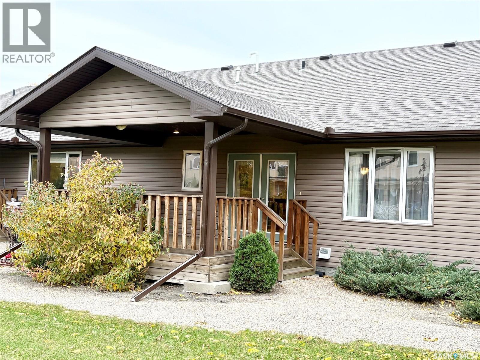 #142 Manitoba AVENUE - 26