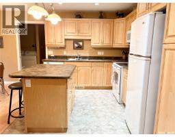142 Manitoba Avenue, Yorkton, SK S3N3G8 Photo 12