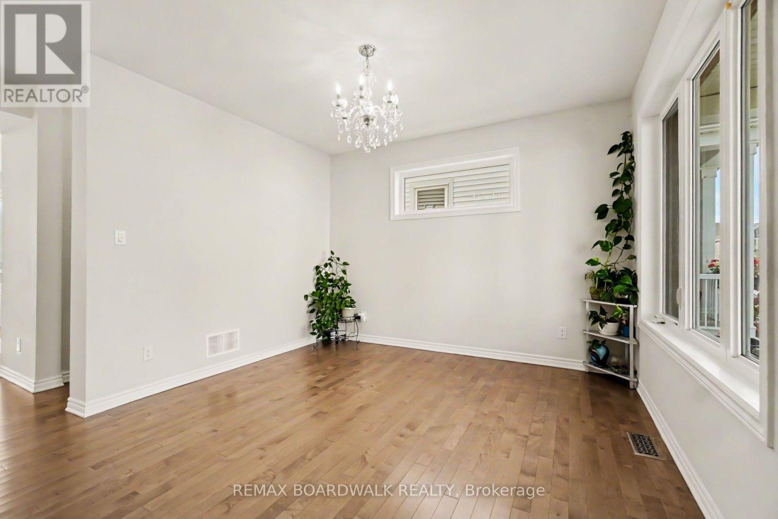 1008 CARDEN LANE, Ottawa — photo 8