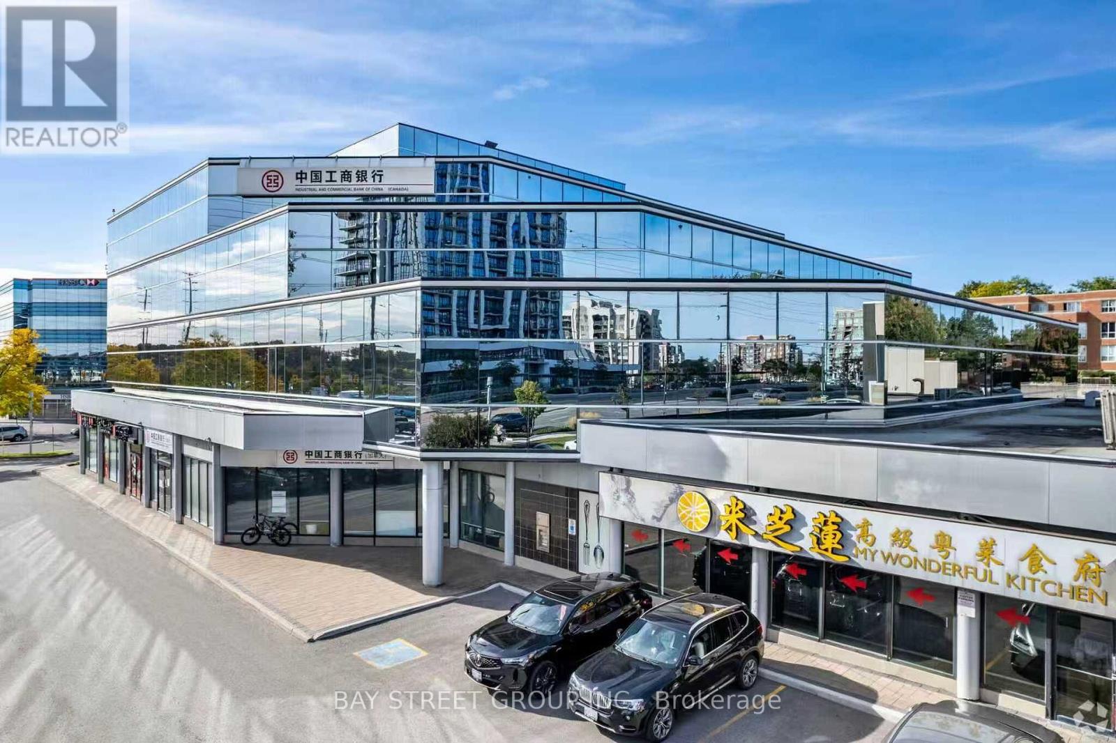 304 - 350 HIGHWAY 7 E, Richmond Hill (Doncrest)