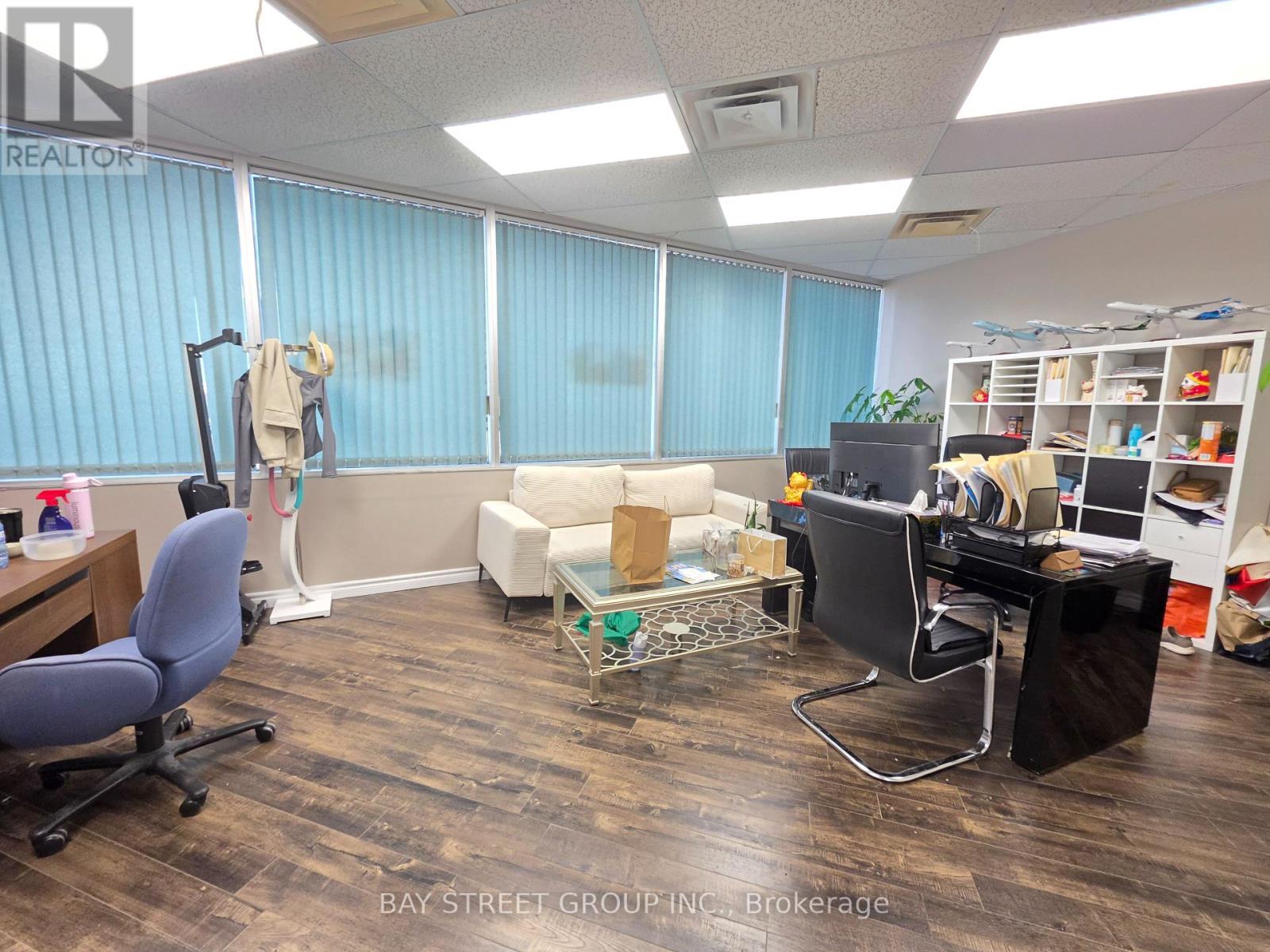 304 - 350 HIGHWAY 7 E, Richmond Hill (Doncrest) — photo 8
