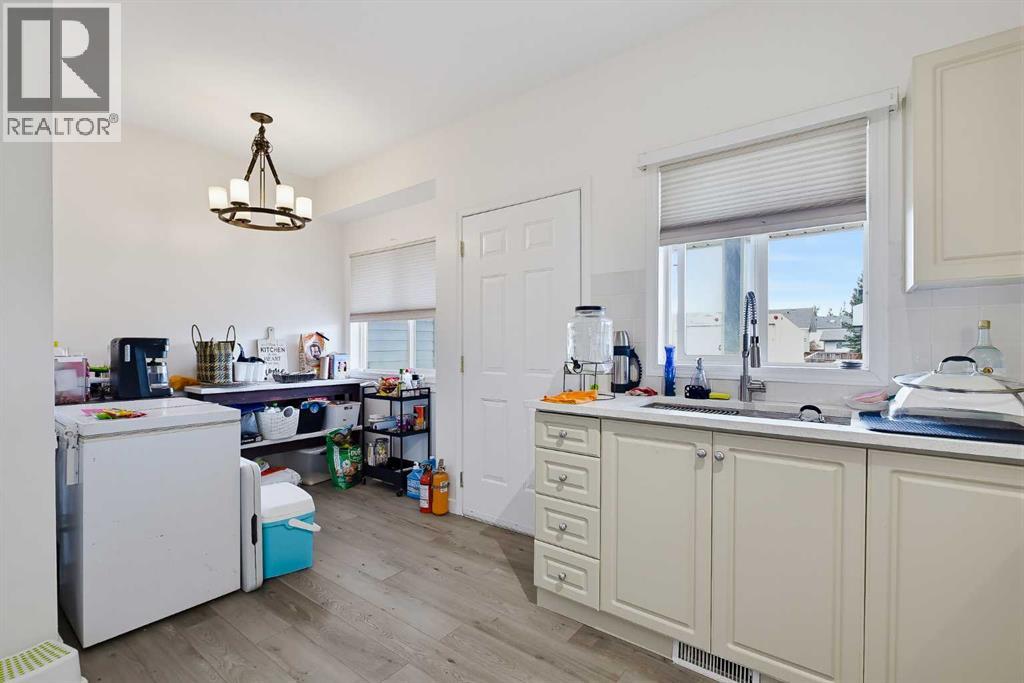 #101 613 19 Street SE - 17