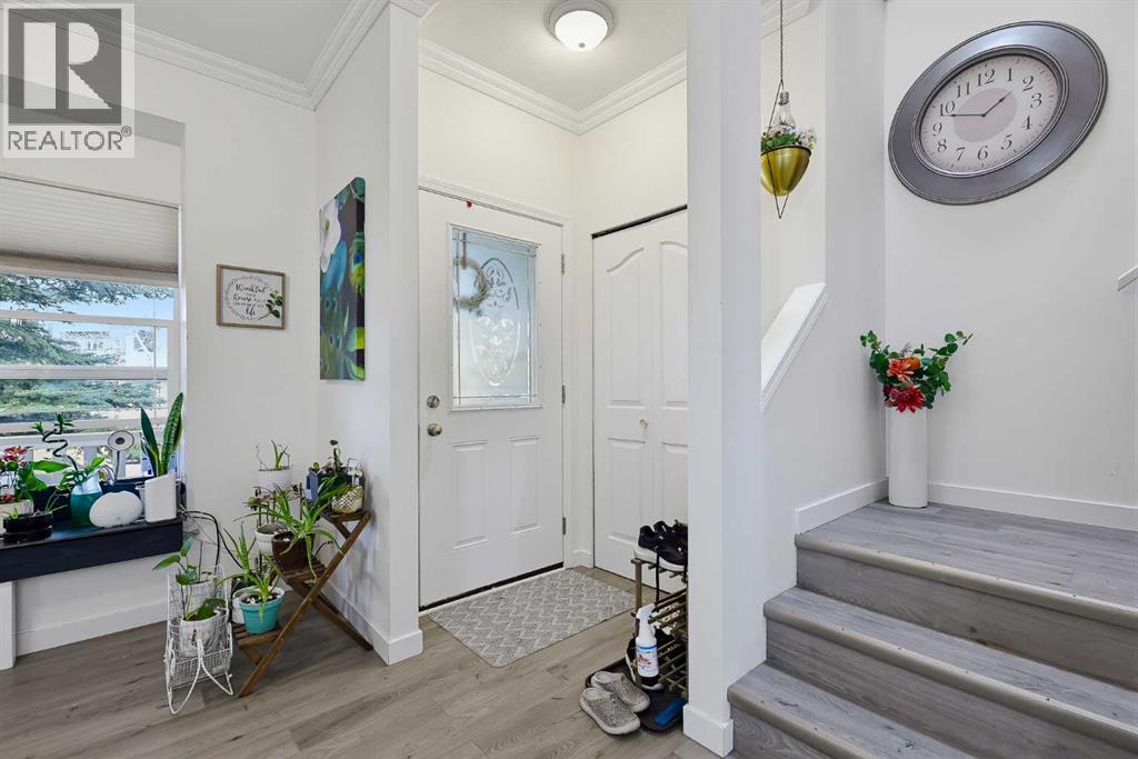 #101 613 19 Street SE - 4