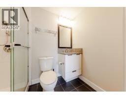 2707 2968 Glen Drive, Coquitlam, BC V3B0C4 Photo 17