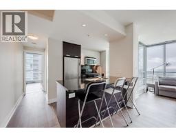 2707 2968 Glen Drive, Coquitlam, BC V3B0C4 Photo 6