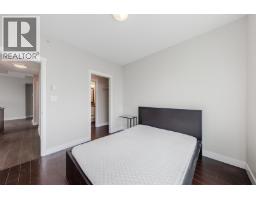 2707 2968 Glen Drive, Coquitlam, BC V3B0C4 Photo 14