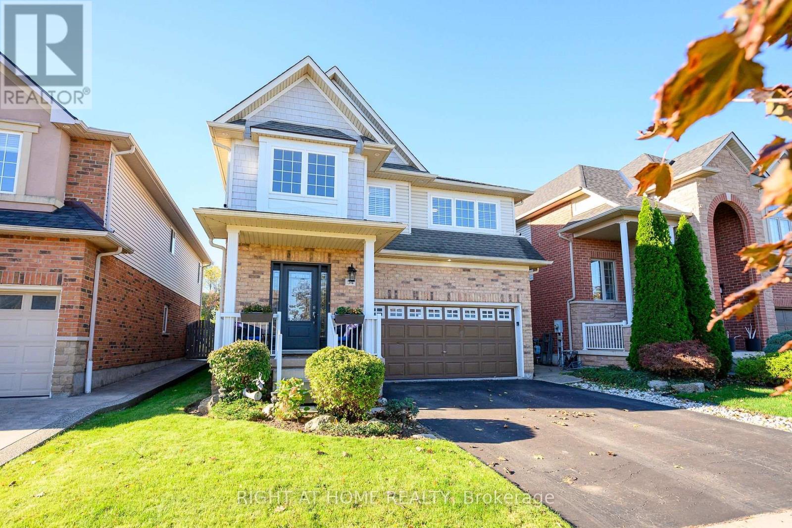 54 Vinifera Drive, Grimsby, ON photo 1
