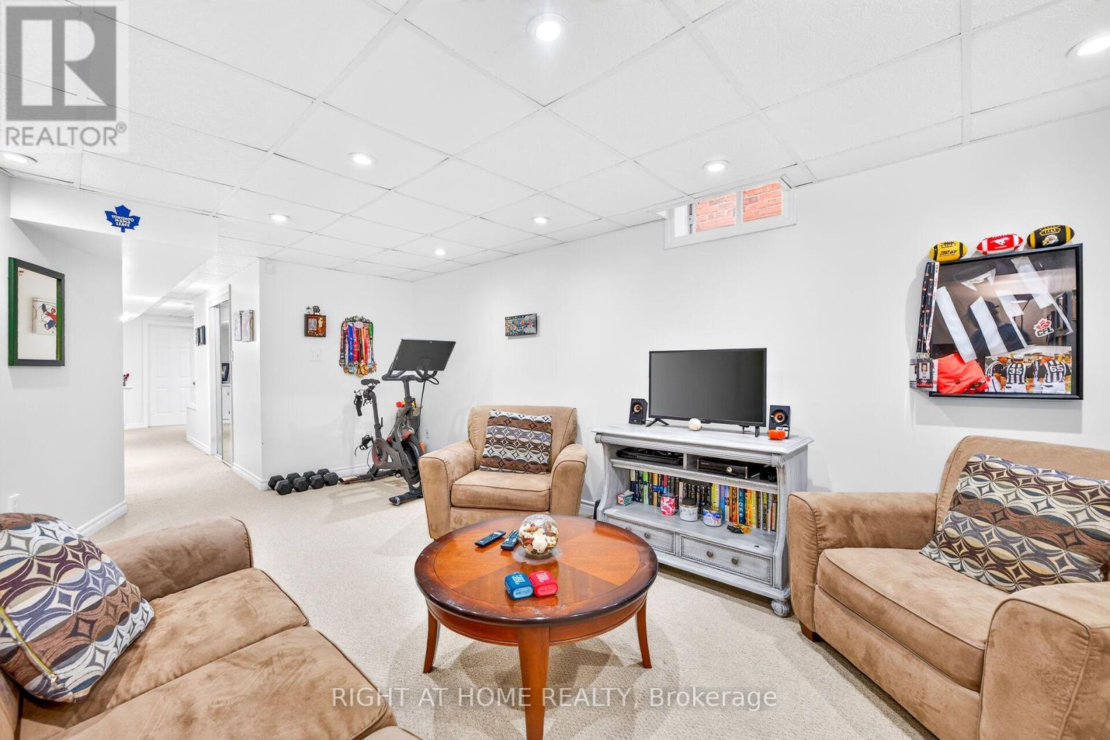 54 Vinifera Drive, Grimsby, ON photo 34