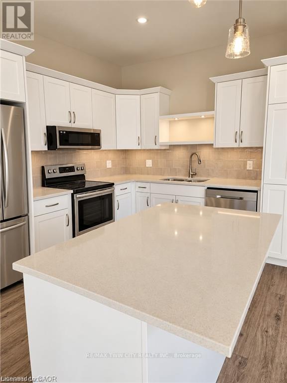 74 KEBA CRESCENT, Tillsonburg — photo 6