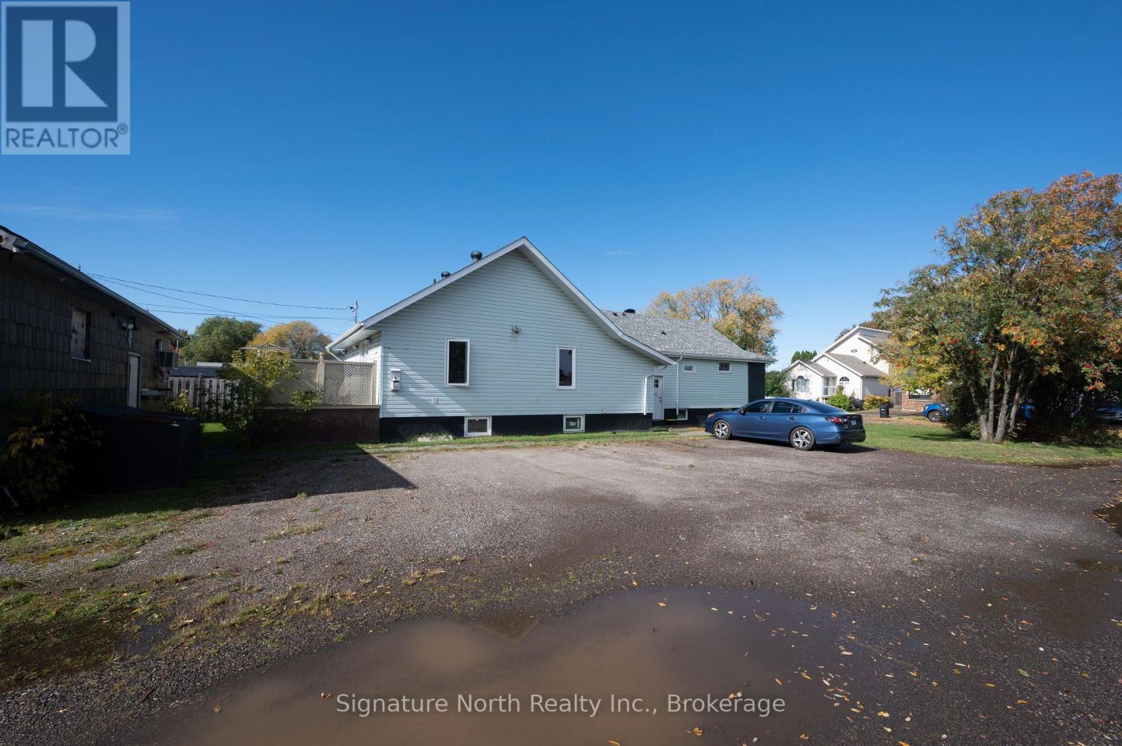 114 CAROLINE STREET - 4