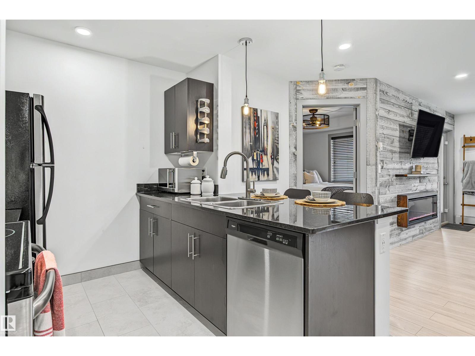 #204 – 530 Watt Boulevard SW, Walker — photo 12 of 30: Property photo