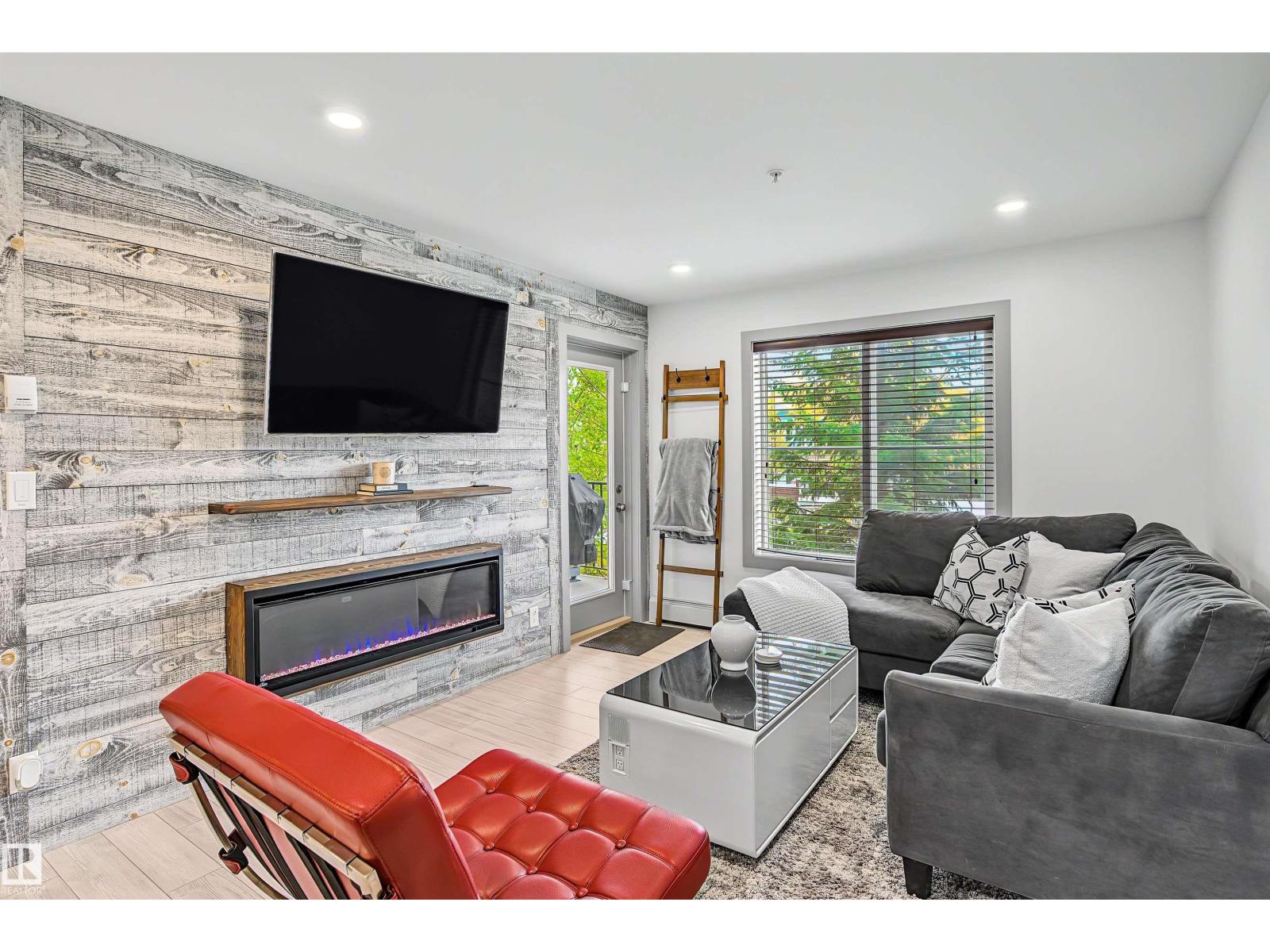 #204 – 530 Watt Boulevard SW, Walker — photo 2 of 30: Property photo