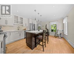 Bathroom - 2207 Pleasantview Court, Ottawa, ON K4C1H7 Photo 8