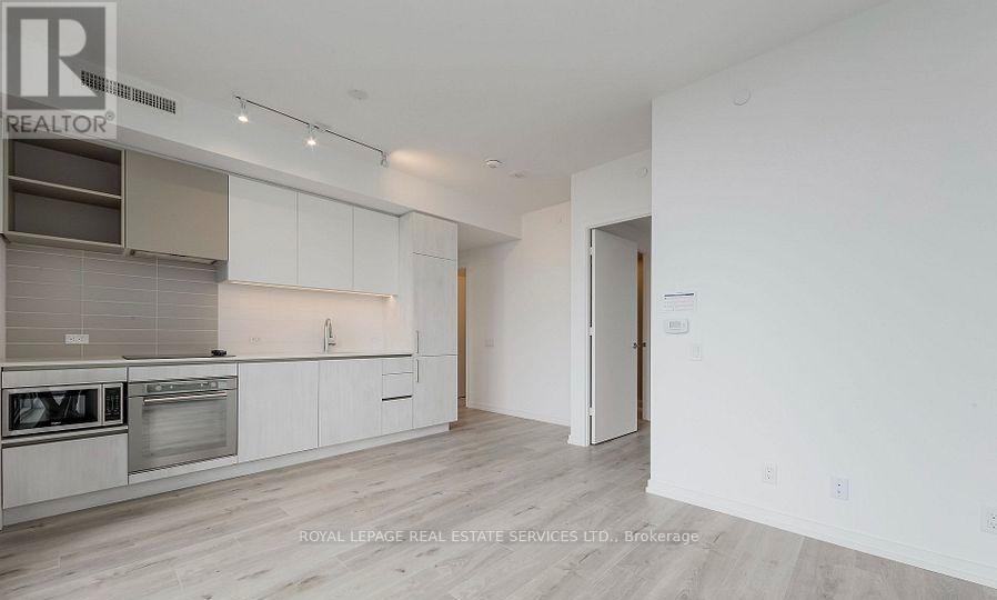 2106 - 7890 JANE STREET, Vaughan (Vaughan Corporate Centre) — photo 10