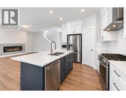 118 Belmont Crescent SW - photo 25