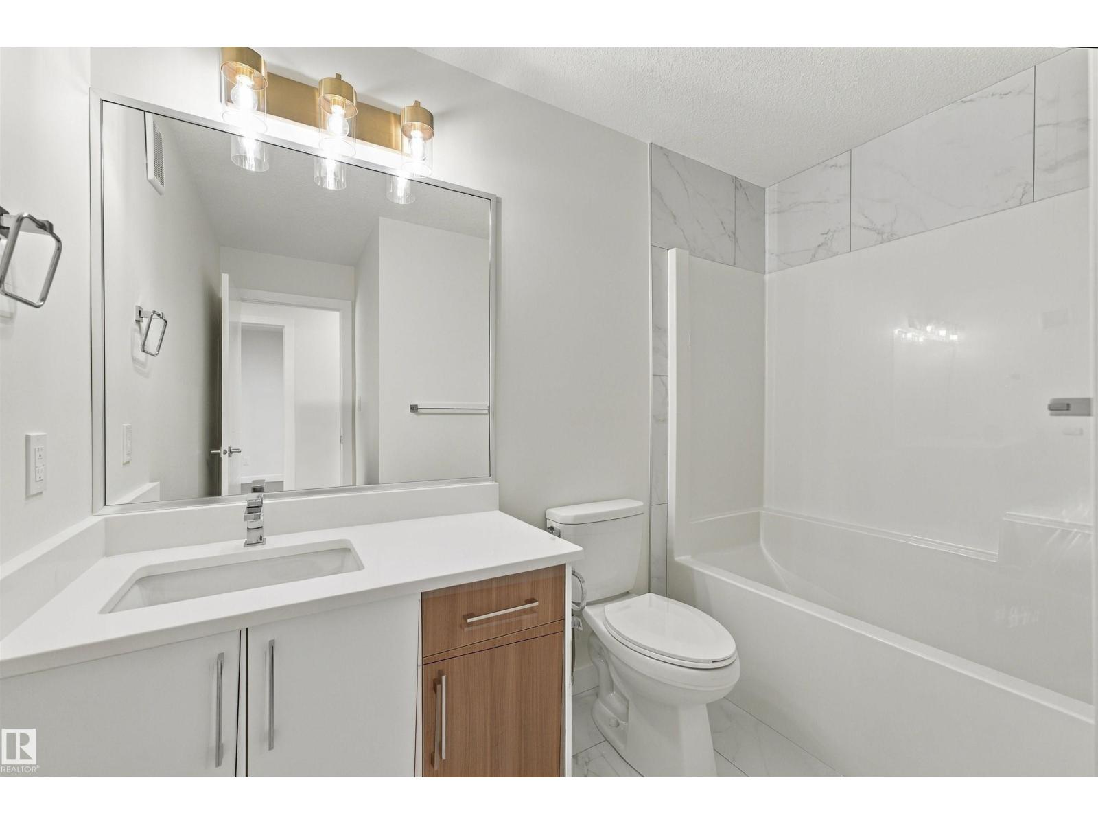 3824 39 St - Image 43