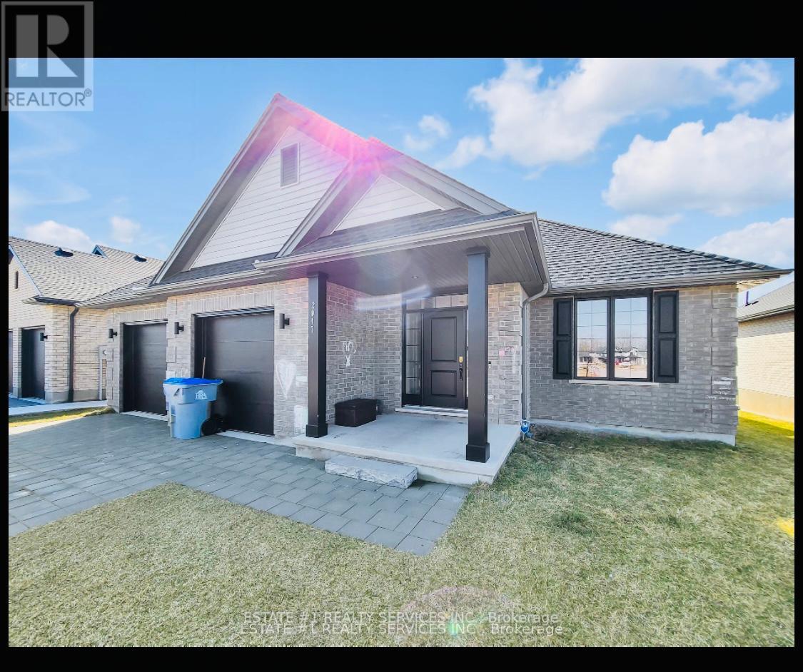 2047 LOCKWOOD CRESCENT - 3
