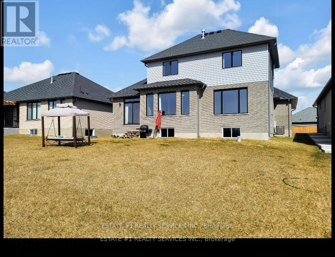 2047 LOCKWOOD CRESCENT - 37
