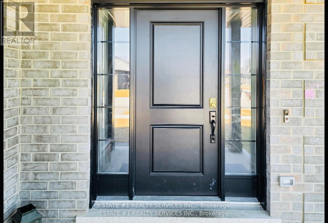 2047 LOCKWOOD CRESCENT - 5
