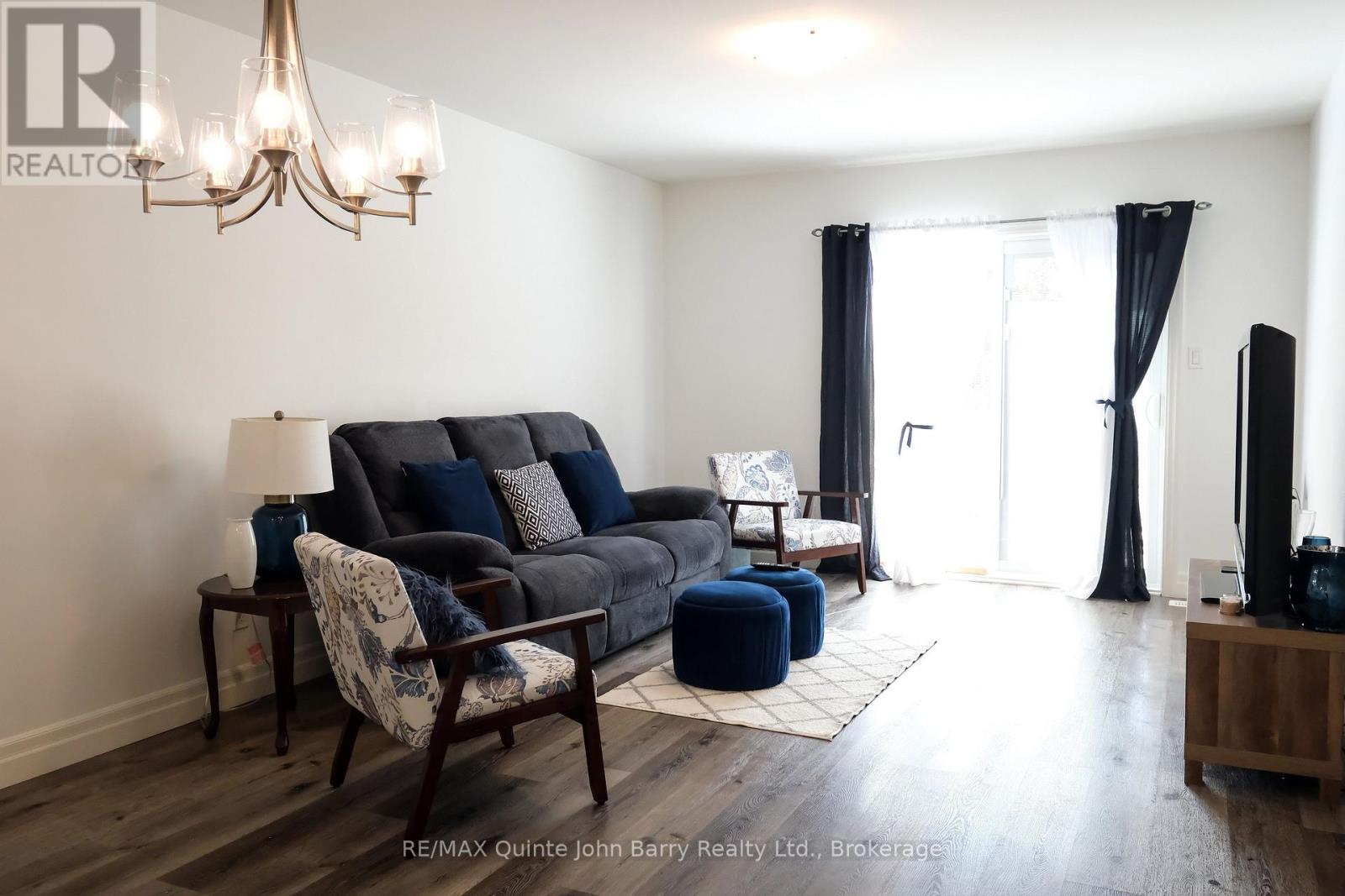 25 HILLSIDE MEADOW DRIVE - 13