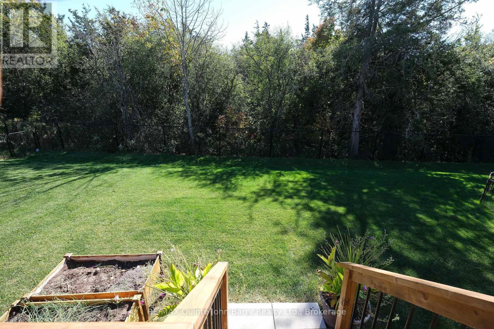 25 Hillside Meadow Drive, Quinte West, ON photo 26