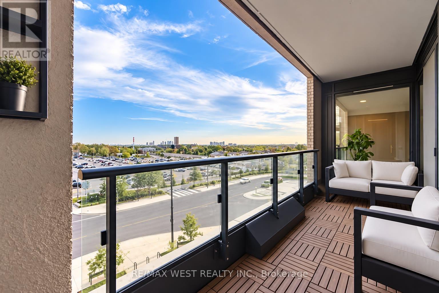 312- 120 Eagle Rock Way, Vaughan, ON photo 36