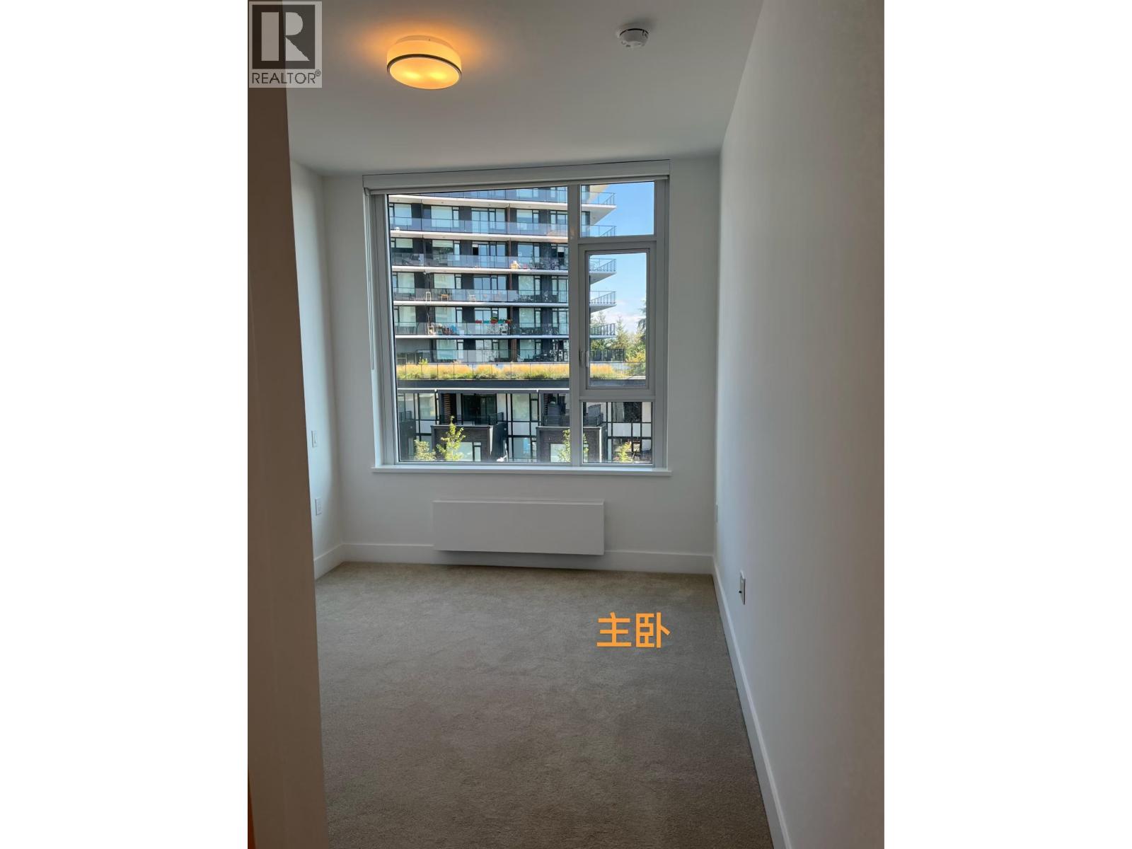 5xx 8750 UNIVERSITY CRESCENT, Burnaby - Image 1