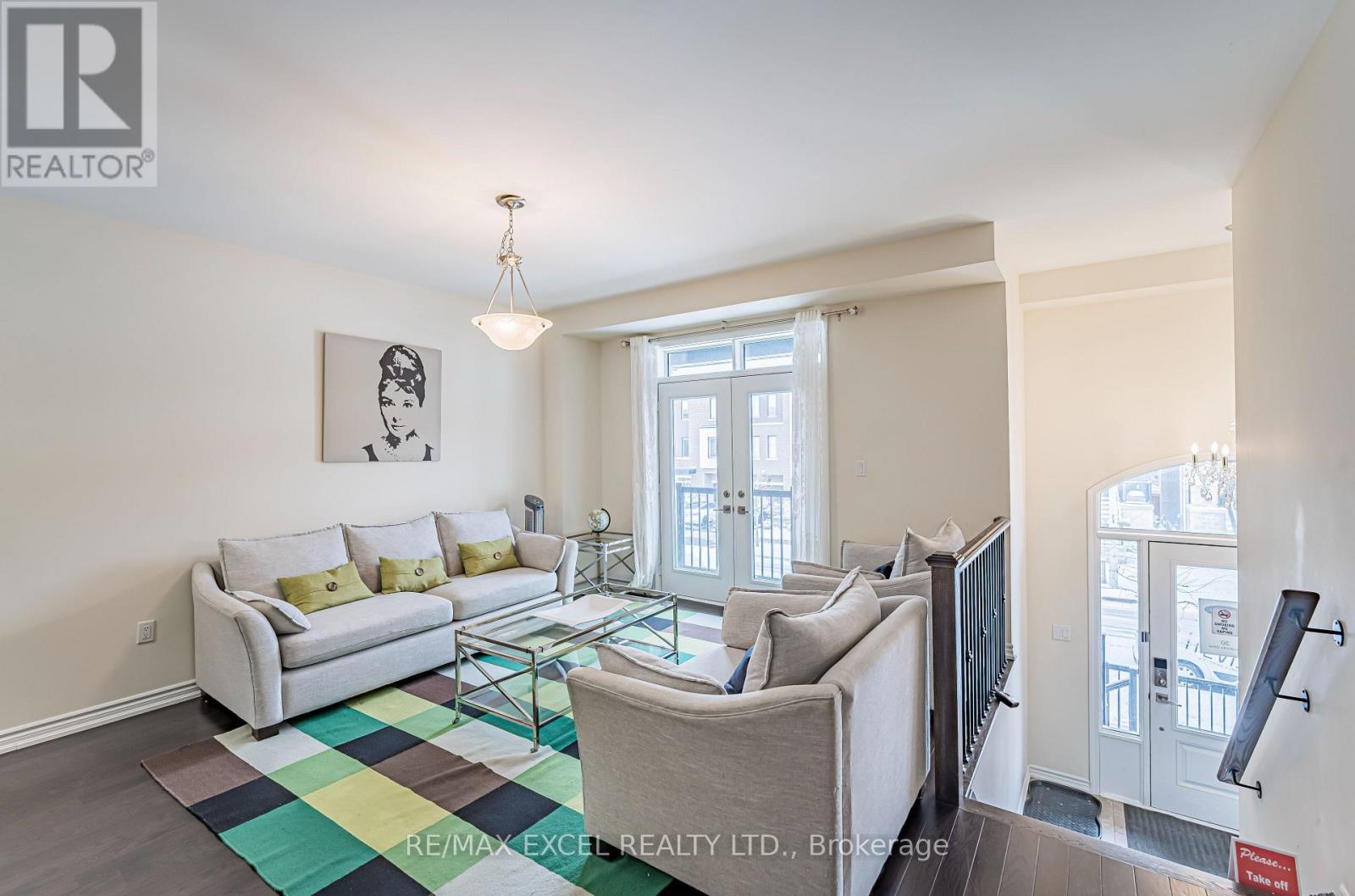 MAIN - 30 VAUDEVILLE DRIVE, Toronto (Alderwood) — photo 2