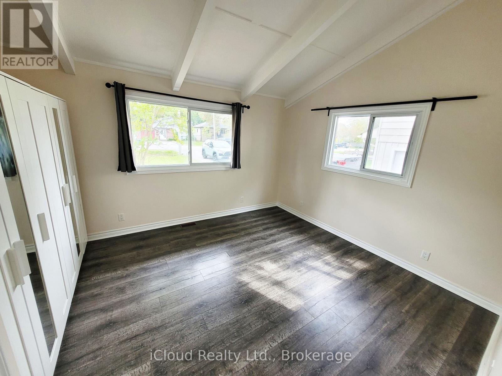 172 Silas Boulevard — photo 8