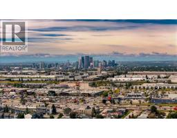 4112 13 Avenue NE - photo 44