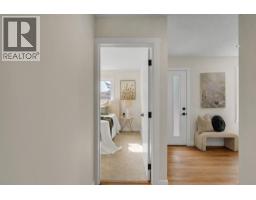 4112 13 Avenue NE - photo 14