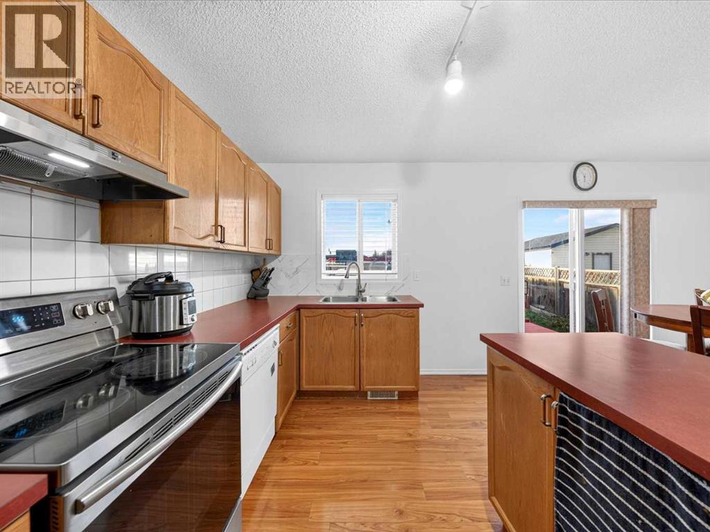 421 Martindale Drive NE - 19