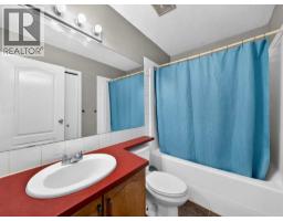 421 Martindale Drive NE - photo 31