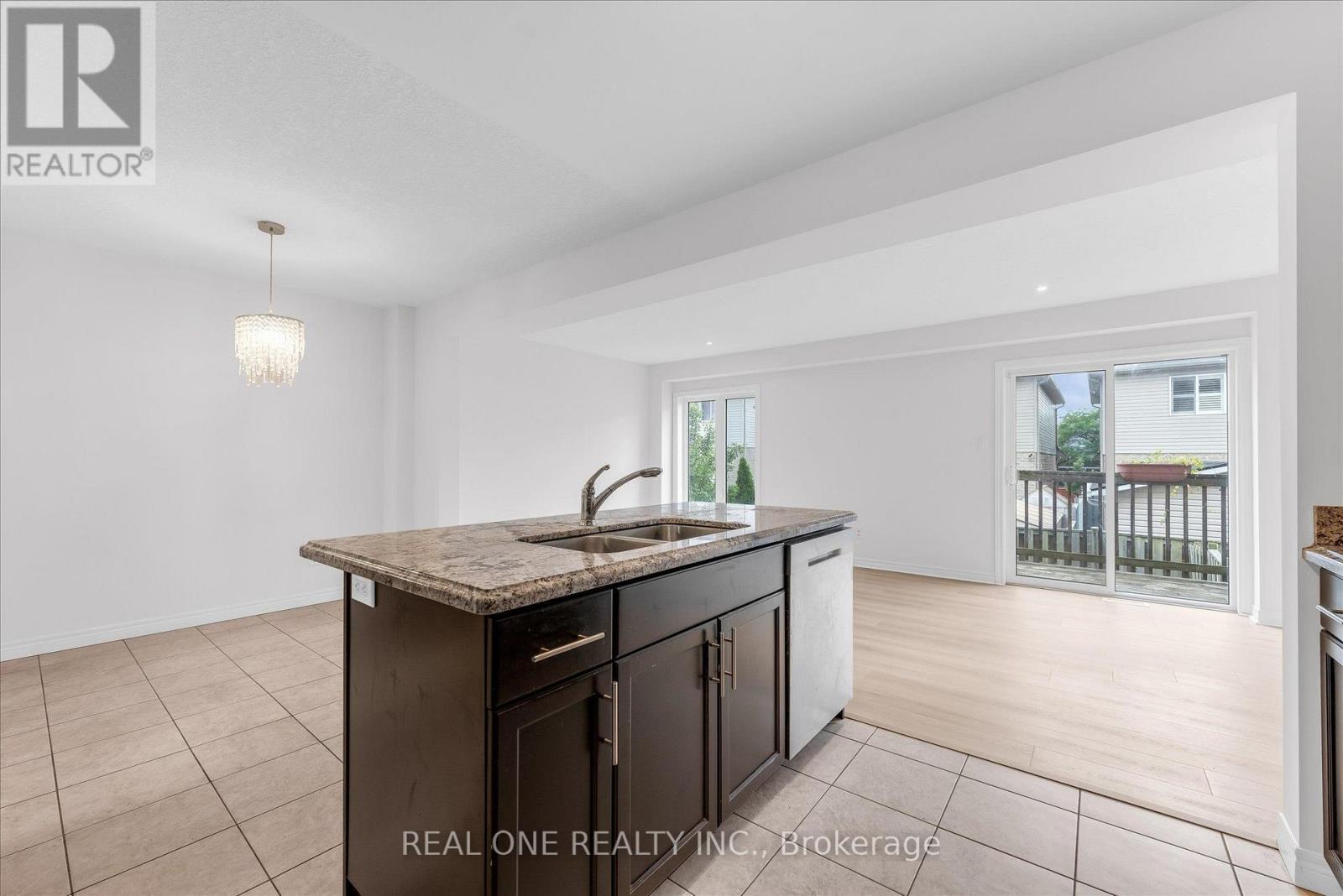 19- 70 Highgate Drive, Hamilton, ON photo 7