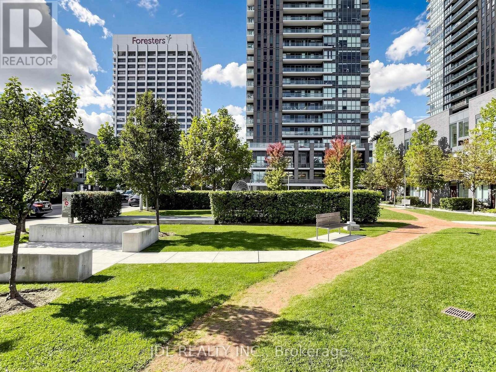 28 Sonic Way, Toronto, ON photo 44