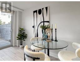 28 Sonic Way, Toronto, ON M3C3Z2 Photo 7