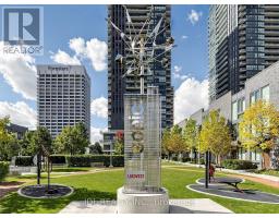 28 Sonic Way, Toronto, ON M3C3Z2 Photo 46