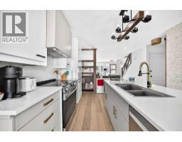 430 56 Avenue SW - photo 10