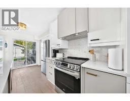430 56 Avenue SW - photo 12