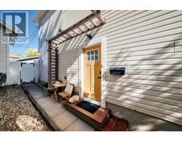 430 56 Avenue SW - photo 40
