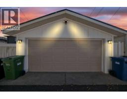 430 56 Avenue SW - photo 43