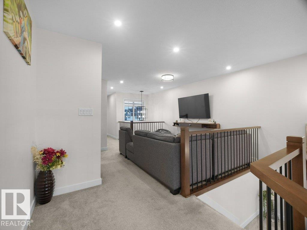 92 Edgefield WY - Image 39