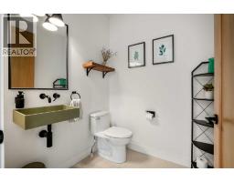 4pc Bathroom - 25040 Burma Road, Rural Rocky View County, AB T3R1B9 Photo 22